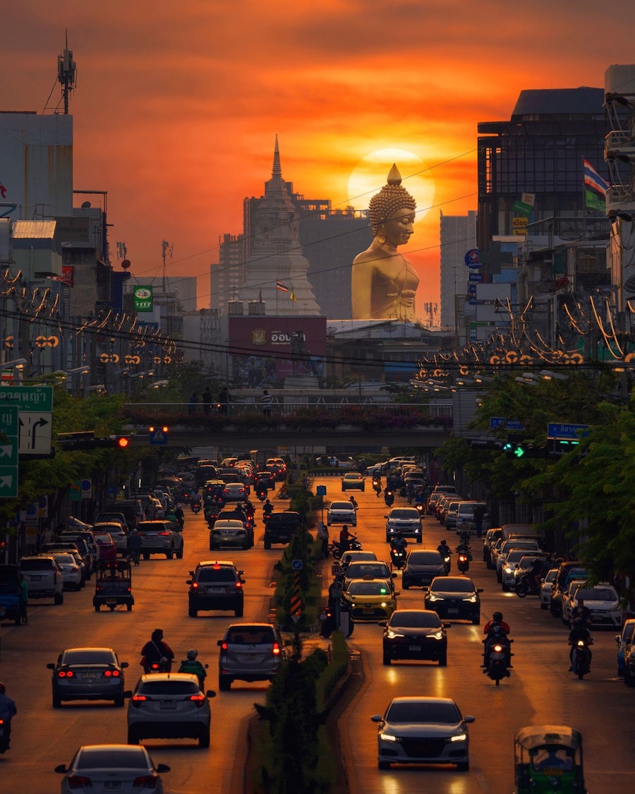 Wat Paknam Phasi Charoen
